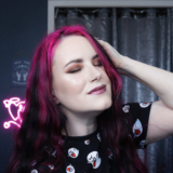 R.E.M. Beauty Starlet Liquid Eyeshadow Review and Demo